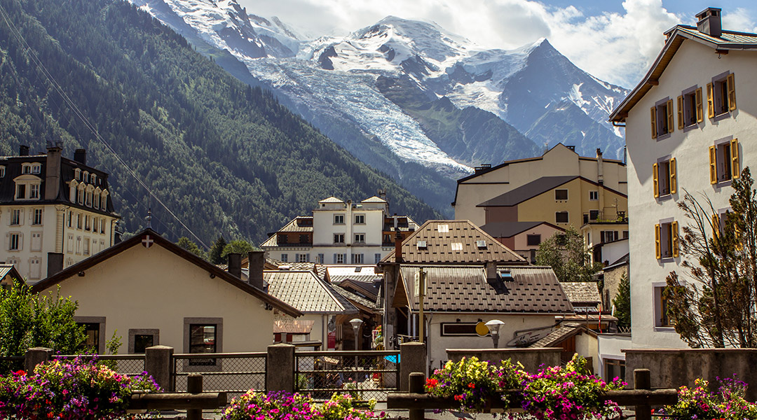 Luxury cars rental in Chamonix